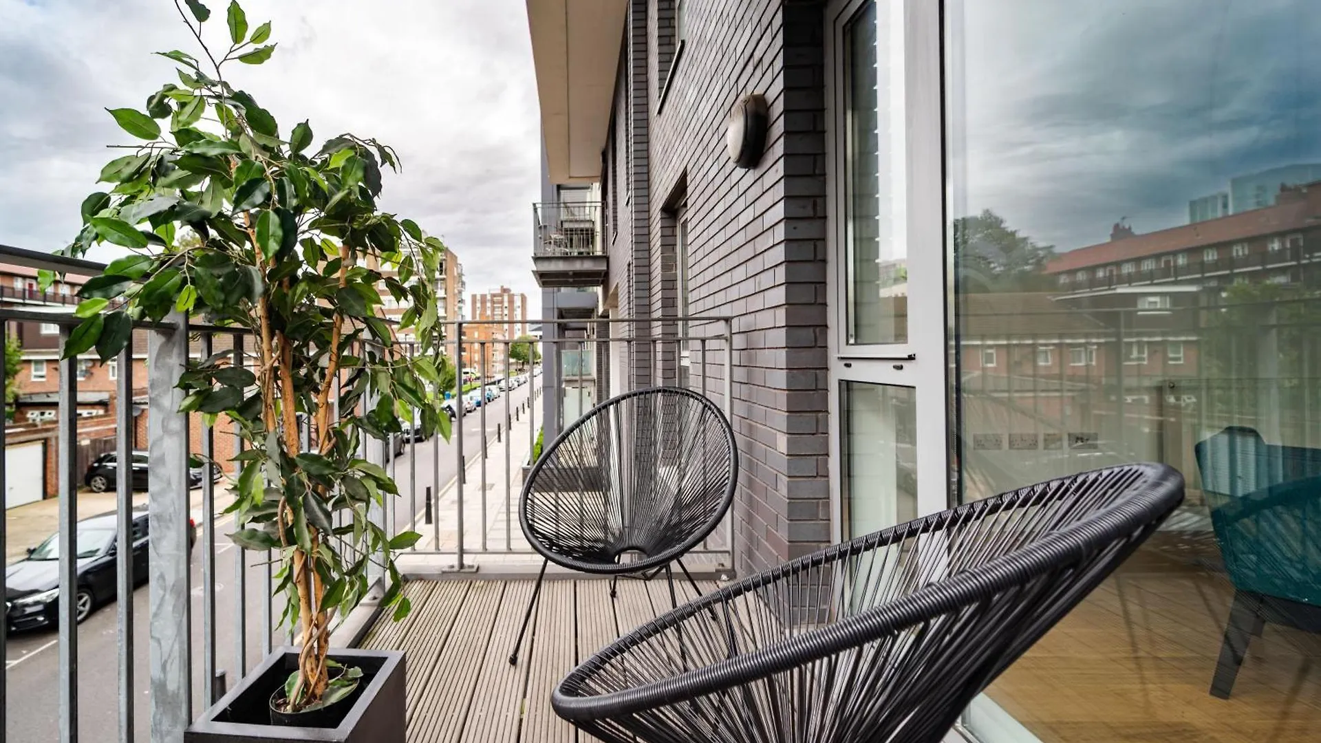 Chic Property Near Tower Hill With A Gym London Apartment